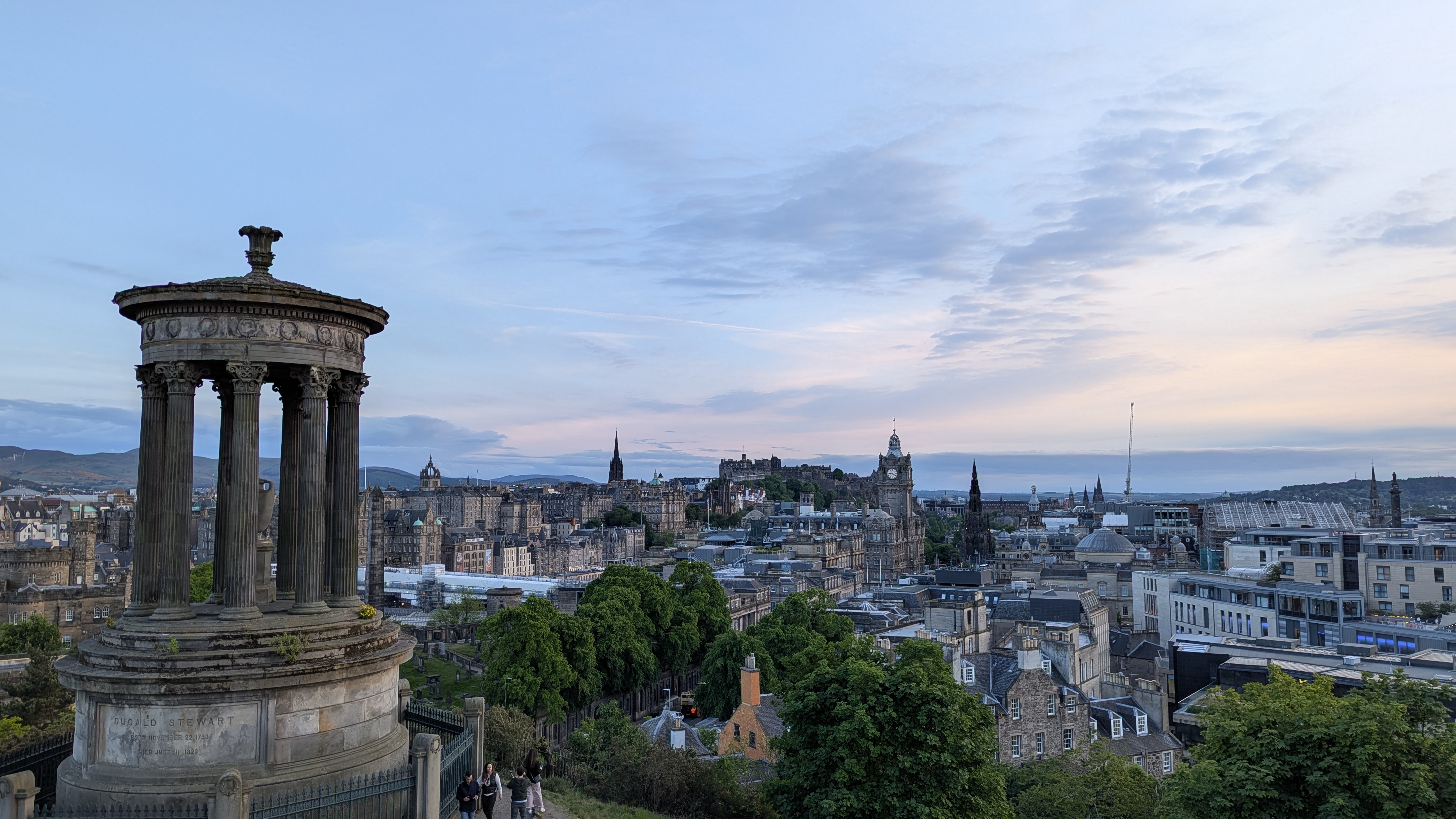 Edinburgh skyline